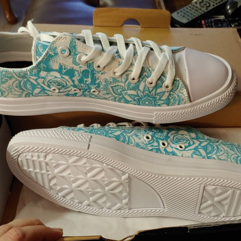 RAAD shop lowtops
